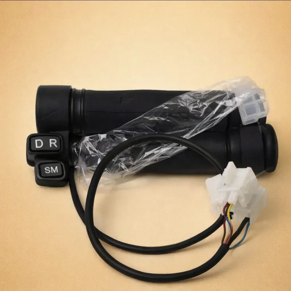 Acelerador eléctrico con control de dirección